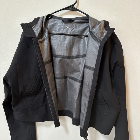 ALO Yoga Black Enhance Bonded Hooded Jacket - Picture 3 of 4